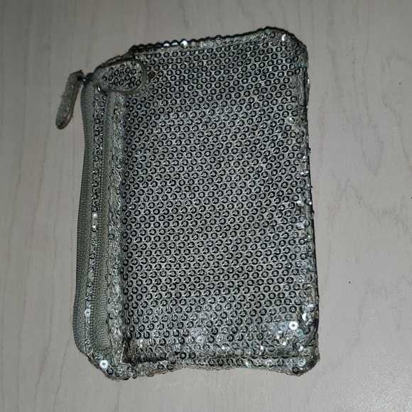Silver quality sequins wallet 2 zipper compartments 3 slit pockets ID slot - Picture 3 of 10